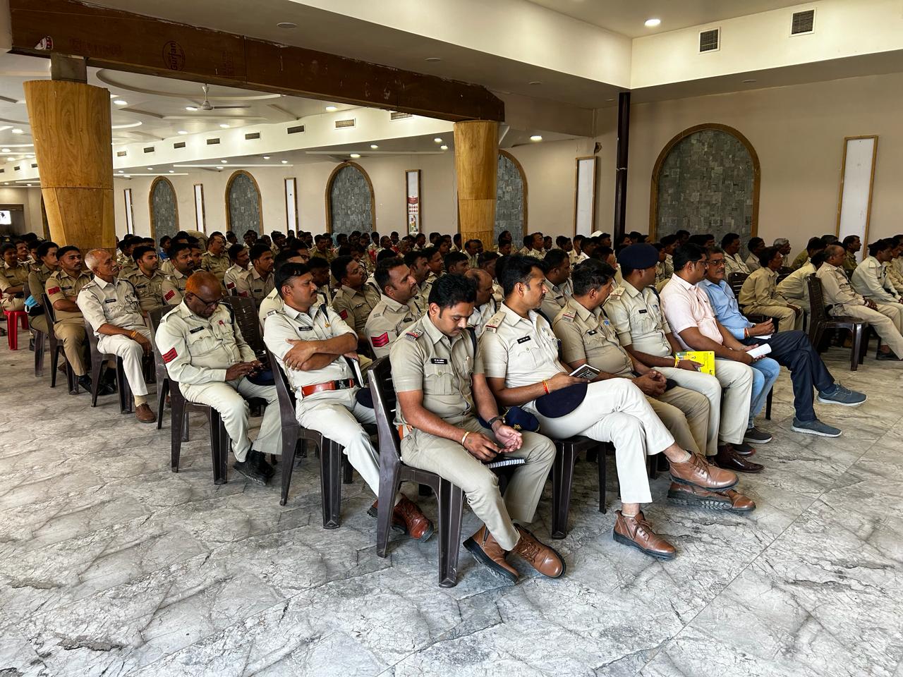 लोकसभा निर्वाचन को लेकर पुलिस और कोटवारों का प्रशिक्षण संपन्न