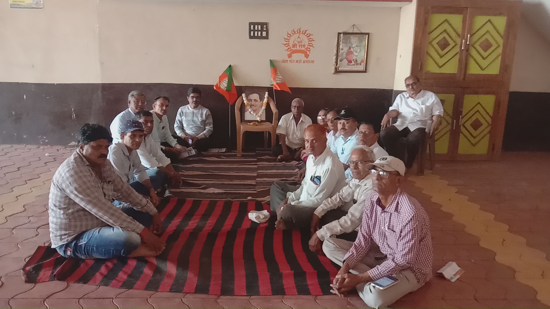 भाजपा ने मनाया स्थापना दिवस