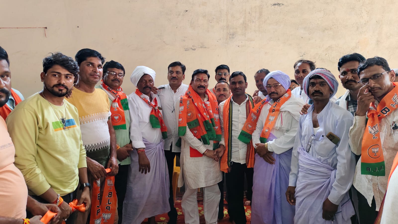 पाटी भाजपा मंडल कार्य समिति की बैठक हुई संपन्न, सासंद गजेंद्र सिंह पटेल ने एक पेड़ मां के नाम लगाने का किया आव्हान