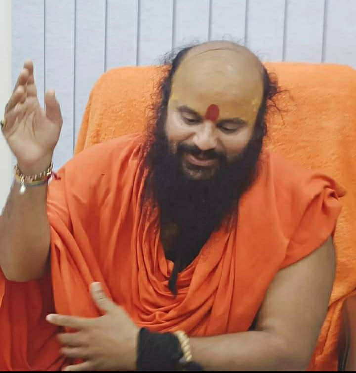 खाचरोद मध्यप्रदेश के मुख्यमंत्री मौहन यादव से की मांग मध्यप्रेदश बने पहला राज्य जिसमें सनातन बोर्ड का गठन किया जावे पीठाधीश्वर स्वामी कृष्णानंद जी की मांग