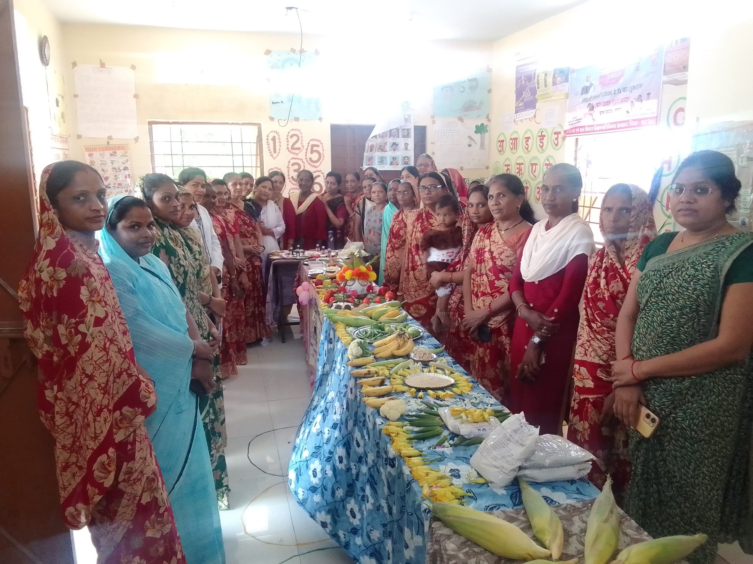 ग्राम गणपुर आंगनवाड़ी भवन में सेक्टर स्तरीय पोषण माह का आयोजन किया गया