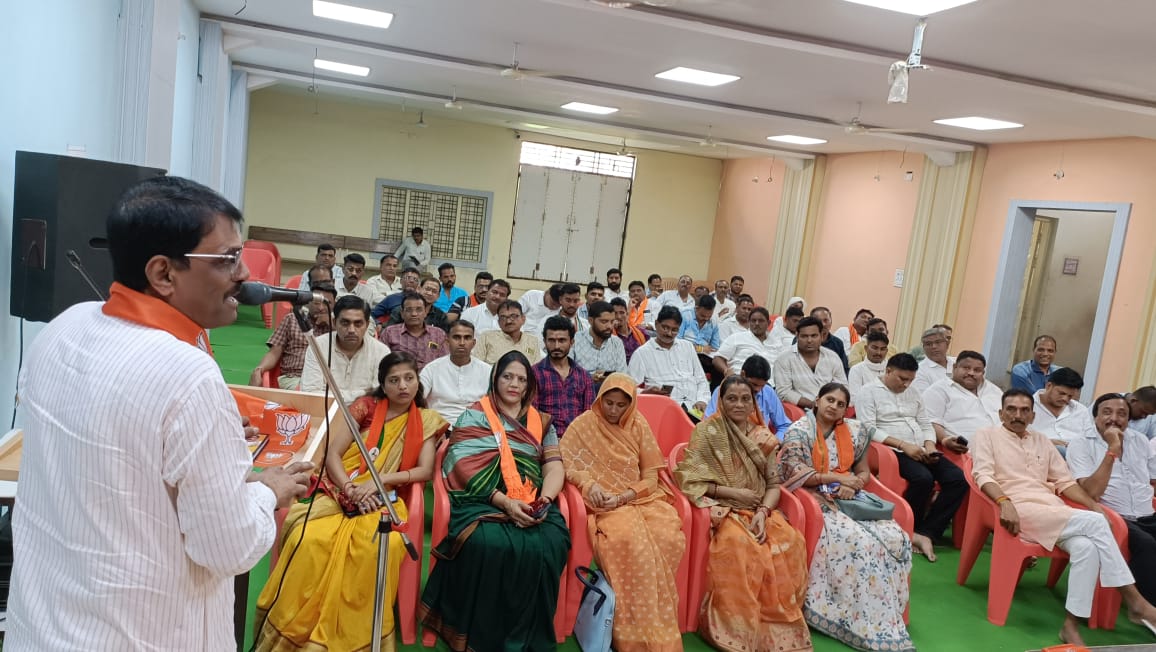 100 सदस्य बनाने वाले ही बन सकेंगे भाजपा के सक्रिय सदस्य सक्रिय सदस्यता अभियान की जिला भाजपा कार्यालय में बैठक संपन्न