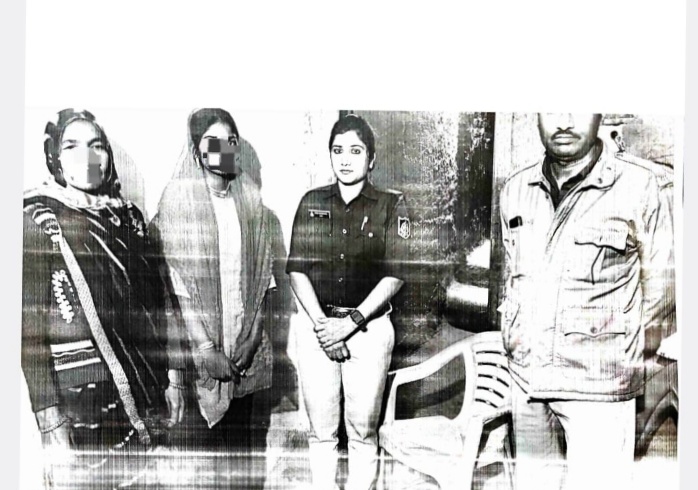 अंजड़ घर से गुस्सा हो कर गई बालिका को थाना अंजड पुलिस ने तत्परता पूर्वक ढूँढ कर परिजन से मिलाया