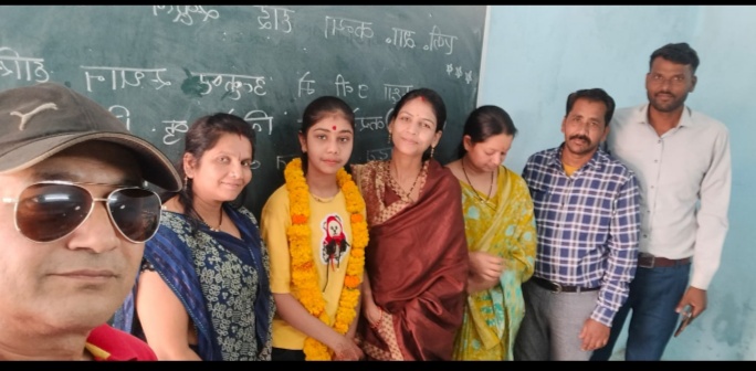 कन्या हाई स्कूल नालछा की कक्षा नवी की छात्रा कुमारी दिशा मुकेश ने जिले के टॉप फाइव में तीसरा स्थान प्राप्त कर नालछा का नाम किया रोशन प्राचार्य  राजेश शर्मा ने किया स्वागत