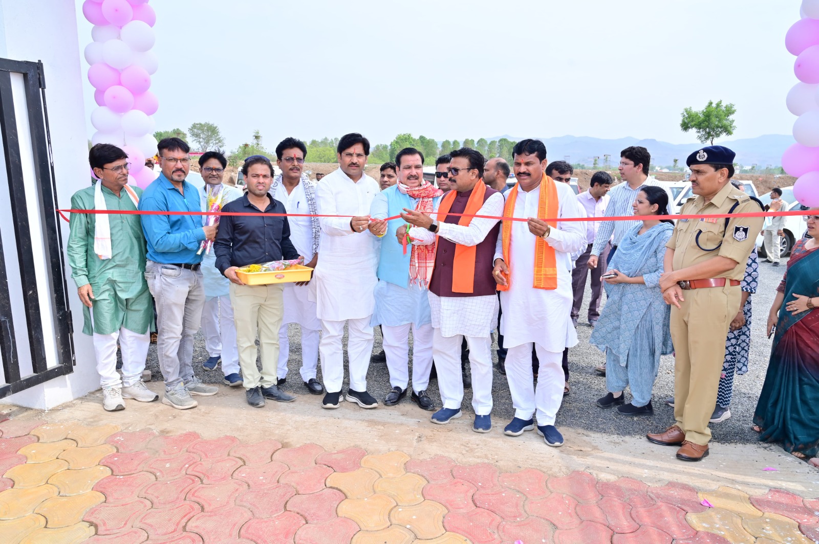 नगर पालिका  बड़वानी द्वारा अमृत 2.0 हरित क्षेत्र विकास योजना अन्तर्गत  66.3 लाख  राशि से निर्मित बहुउद्देश्यीय मनोरंजन एवं स्वास्थ्य संवर्धक पार्क का लोकार्पण  मंत्री टेटवाल ने कीया