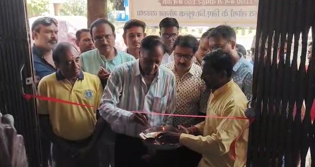 अंजड़ विश्व पर्यावरण दिवस पर मानव सेवा समिति के द्वारा आज से टाउन हॉल में वृक्षारोपण कर रोटी केंद्र का शुभारंभ किया गया