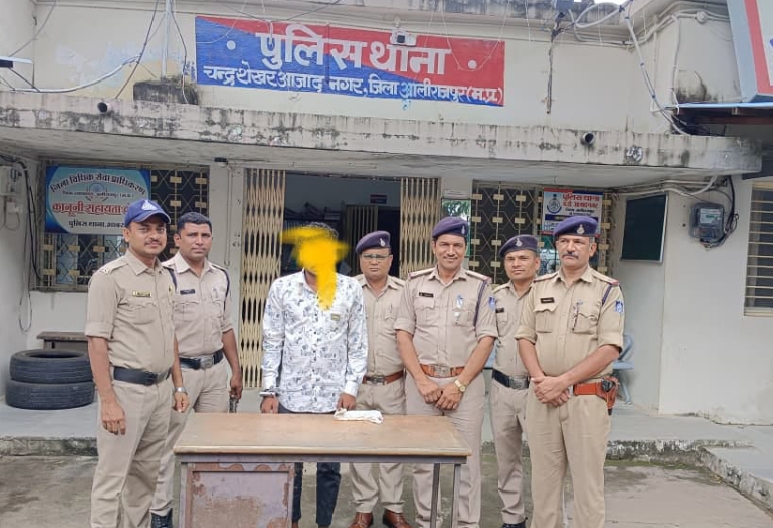 थाना चन्द्रशेखर आजाद नगर की पुलिस चौकी सेजवाड़ा को मिली बड़ी सफलता  जिंदा कारतूस के साथ  हिस्ट्रीशीटर को पकड़ा